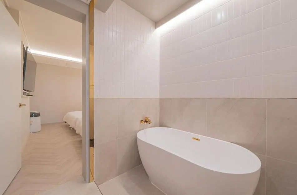 Munhyeon Signature Denbasta Hotel 釜山 0*,